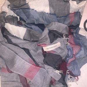 Burberry scarf